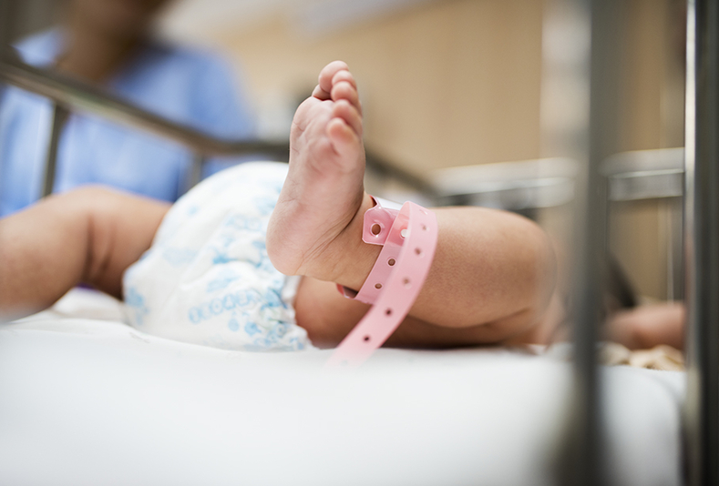 Neonato in ospedale appena nato 