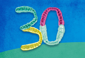Numero 30 realizzato con impronte dentali