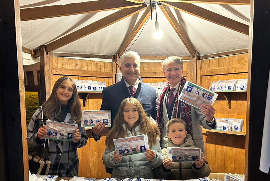 Prevenzione odontoiatrica al Villaggio di Natale di Bagnoli Villaggio di Natale di Bagnoli