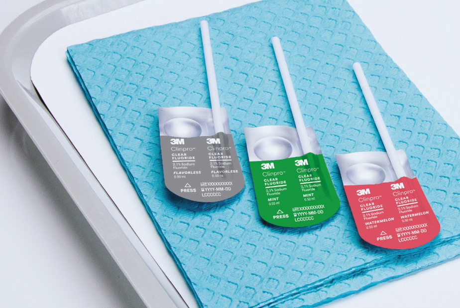 3M Clinpro Clear, il trattamento al fluoro di nuova generazione 3M Clinpro Clear