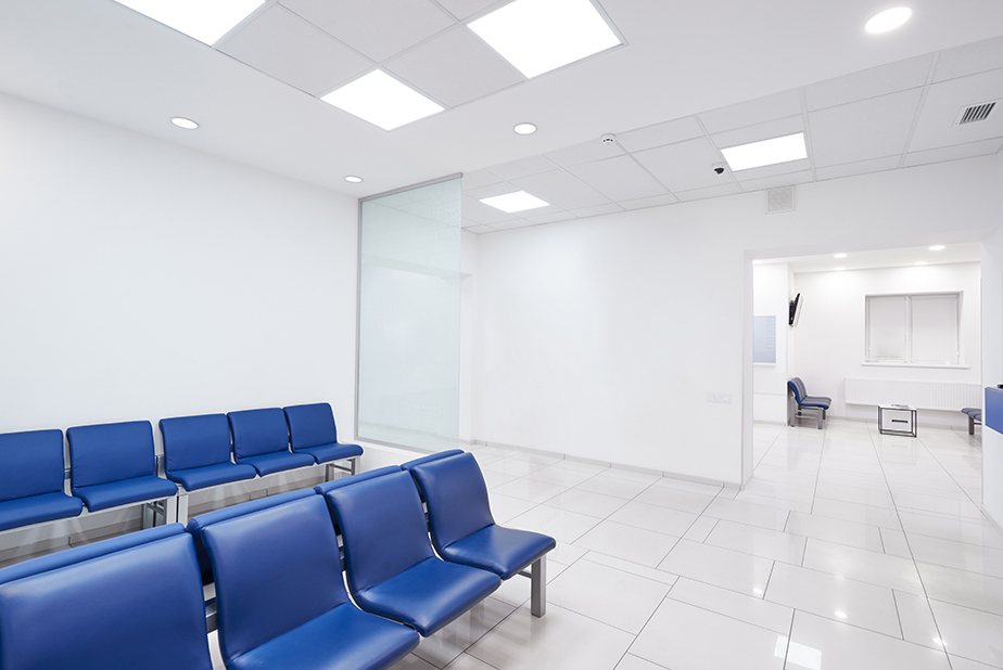 Milano, 12 studi medici a tariffe agevolate per gli iscritti Enpam Sala d'attesa di studio medico